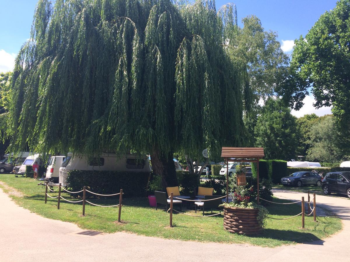 Camping Du Paquier Fane ชานญี ภายนอก รูปภาพ